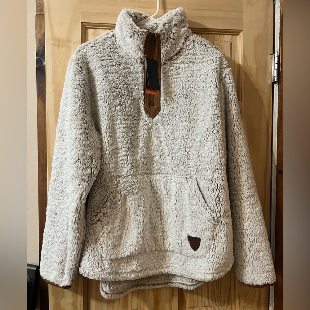 Legendary Whitetails Cream Sherpa Pullover